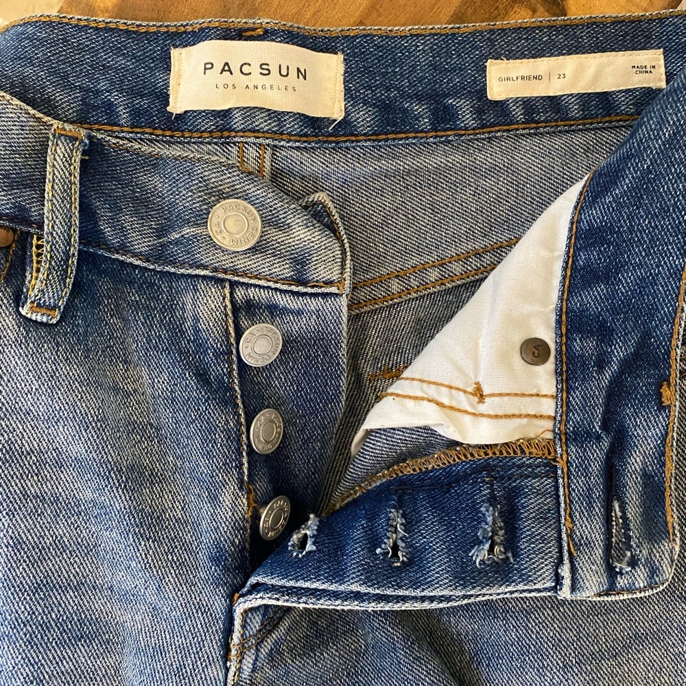#93-Jeans - Picture 8 of 9